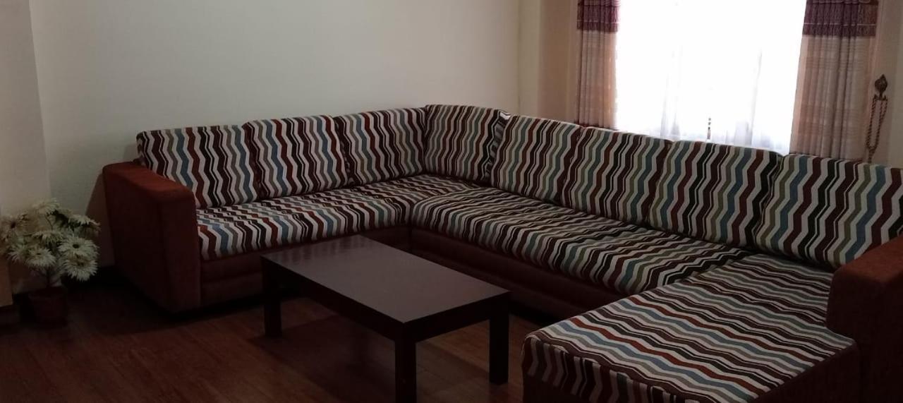Thuvaraga Inn Nuwara Eliya Eksteriør billede